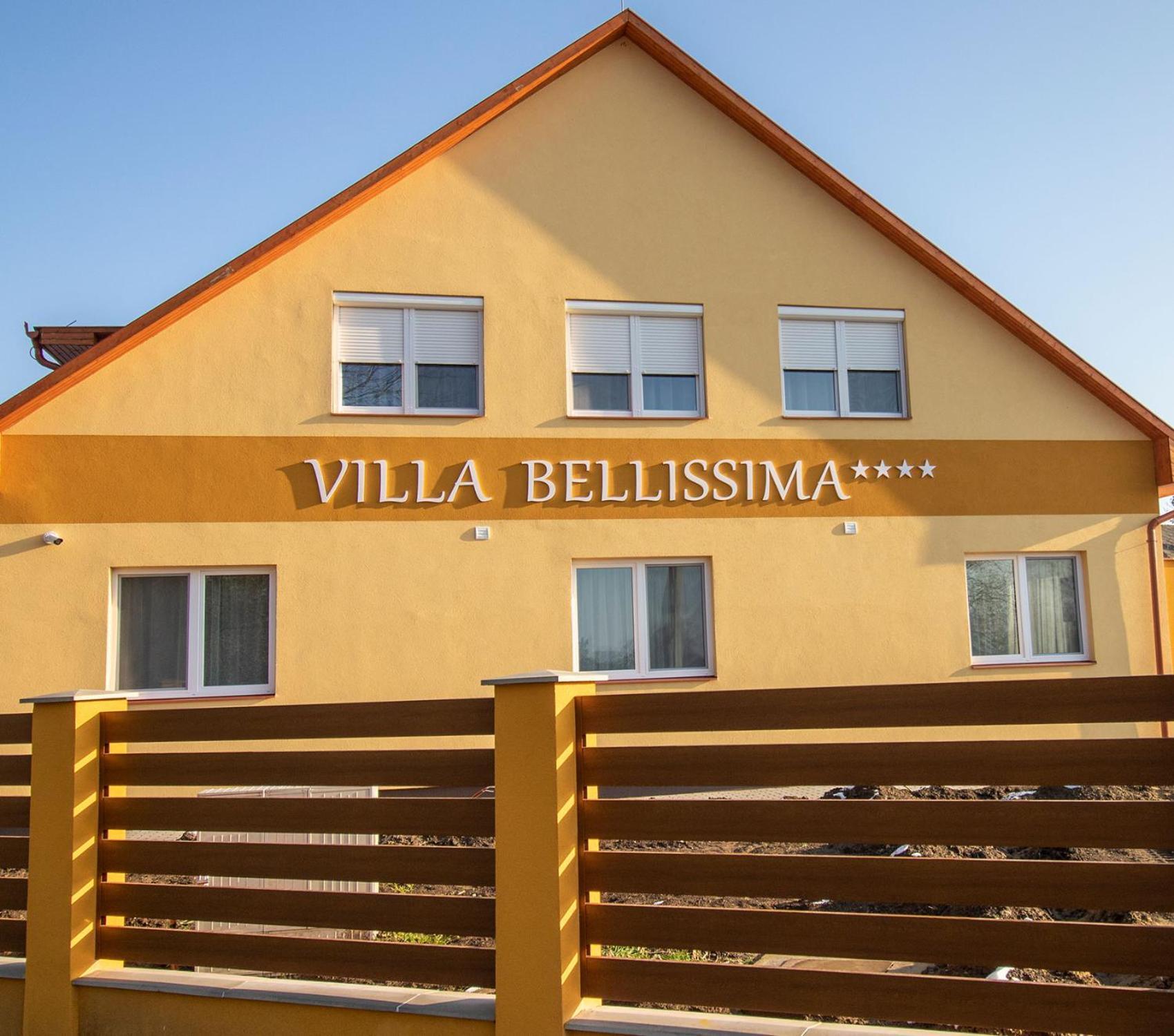 Villa Bellissima Szabolcs Exteriör bild